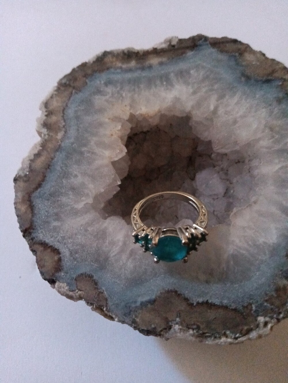 Sterling Silver 925 Dainty Ring Blue Center Stone W/Small Side Stones Size 4 3/4
